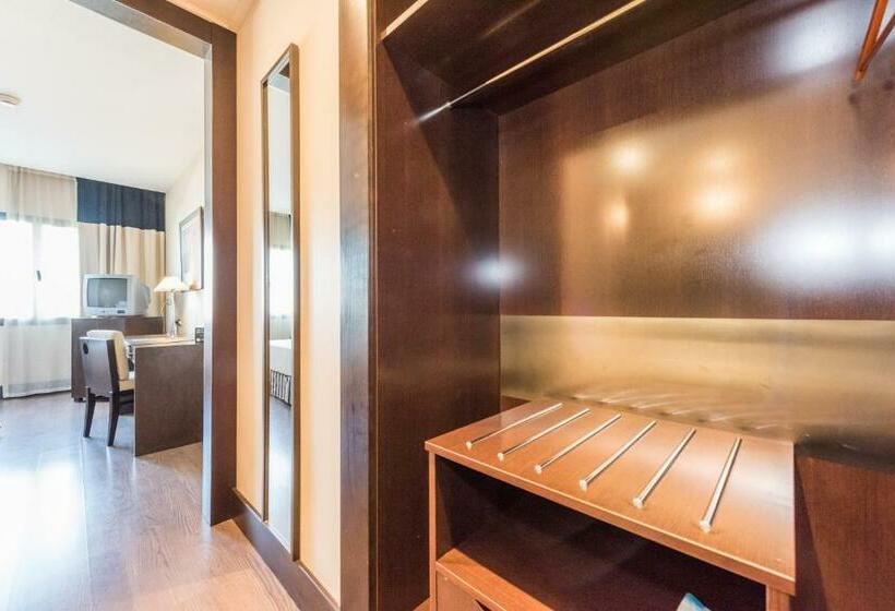 اتاق استاندارد, Mercader