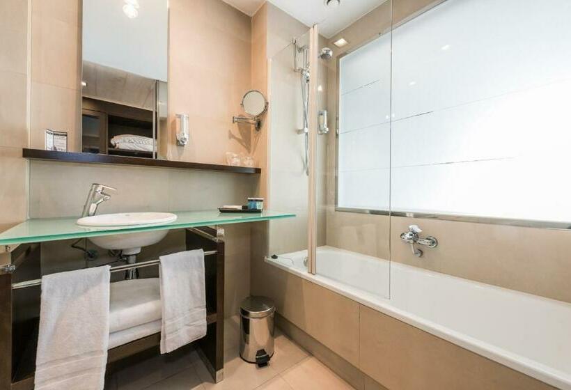 اتاق استاندارد, Mercader