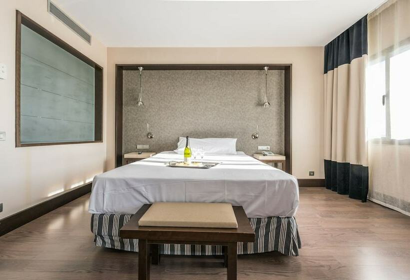 اتاق استاندارد, Mercader