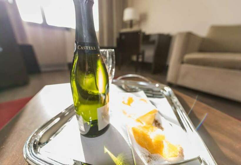 اتاق استاندارد, Mercader