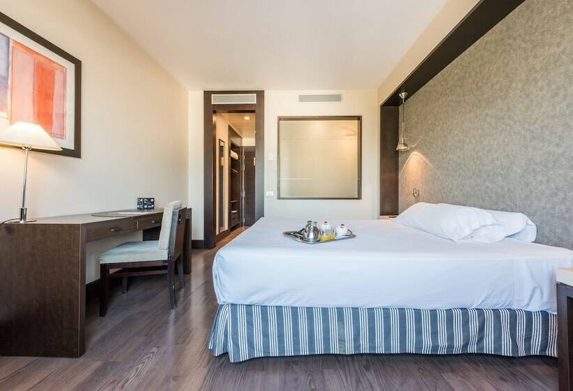 اتاق استاندارد, Mercader