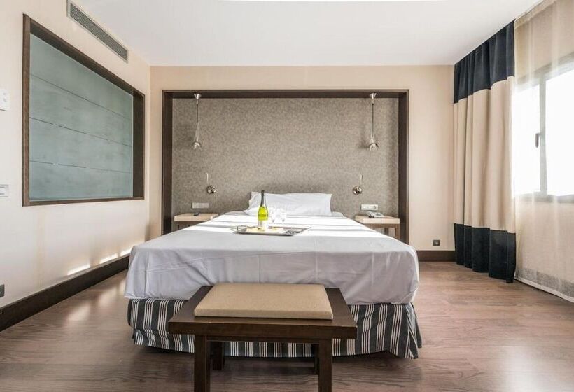 اتاق استاندارد, Mercader