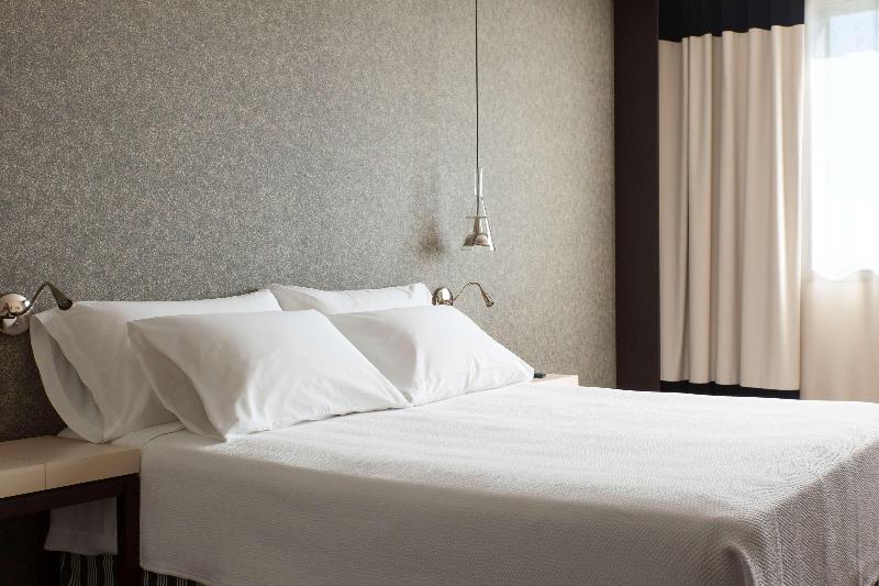 Superior Room with Terrace, NH Alicante