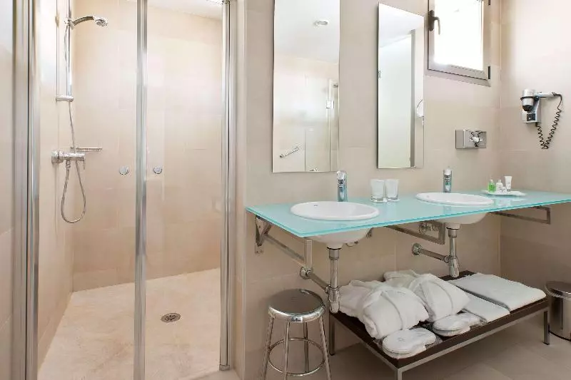 Superior Room with Terrace, NH Alicante