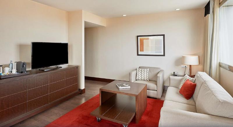 سوئیت جونیور با چشمانداز, NH Alicante