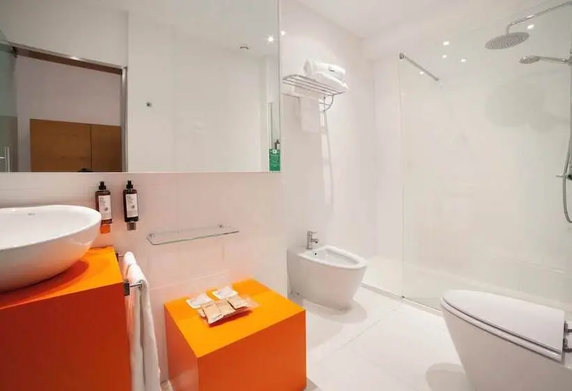 اتاق استاندارد, Petit Palace Plaza Malaga