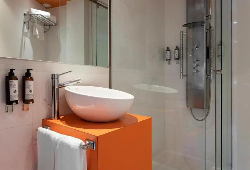 اتاق استاندارد با تراس, Petit Palace Plaza Malaga