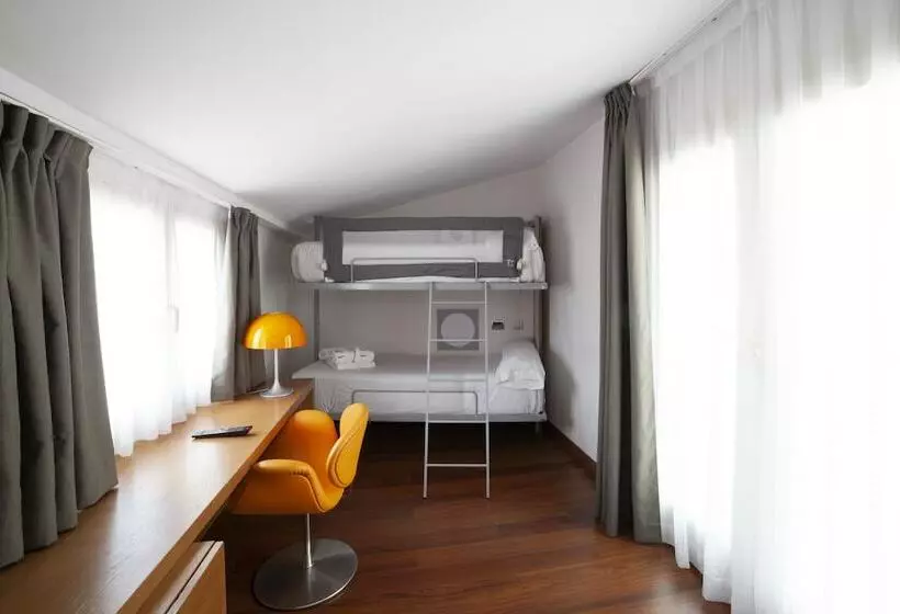 اتاق استاندارد چهار تخته, Petit Palace Plaza Malaga