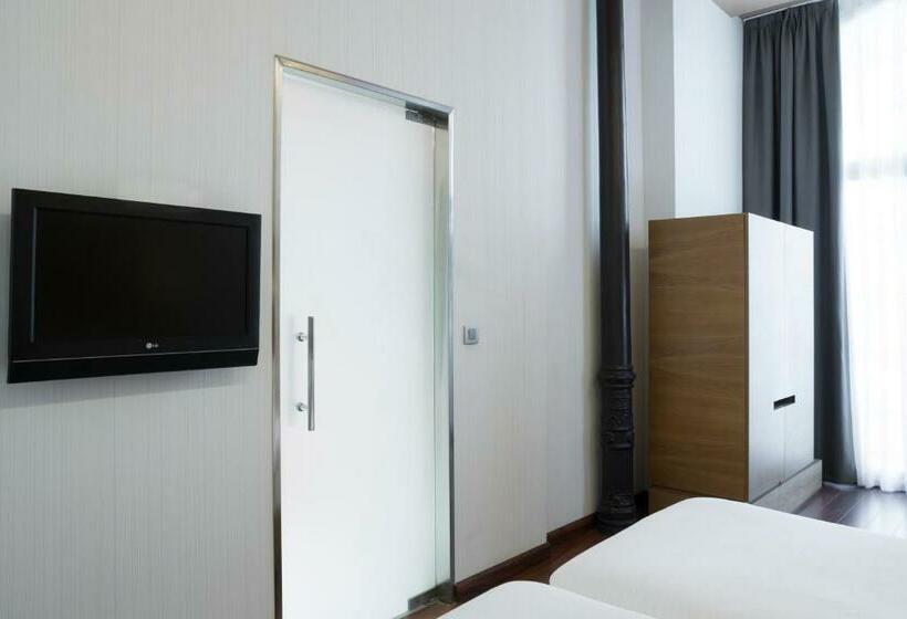 اتاق استاندارد, Petit Palace Plaza Malaga