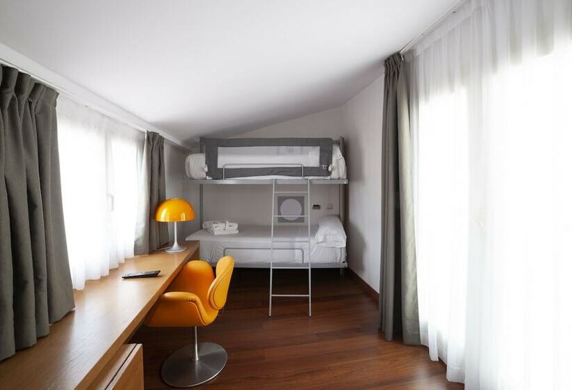 اتاق استاندارد, Petit Palace Plaza Malaga