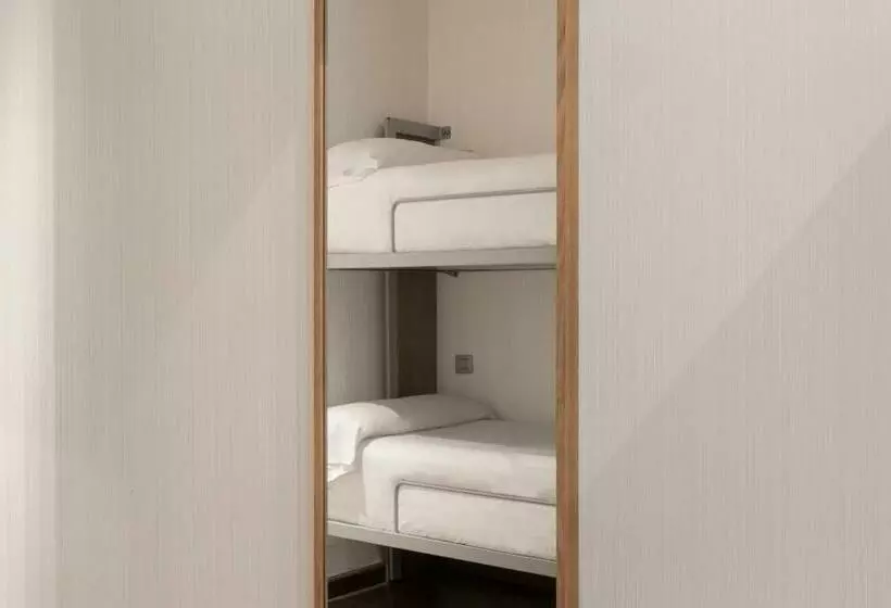 اتاق پنجتخته استاندارد, Petit Palace Plaza Malaga