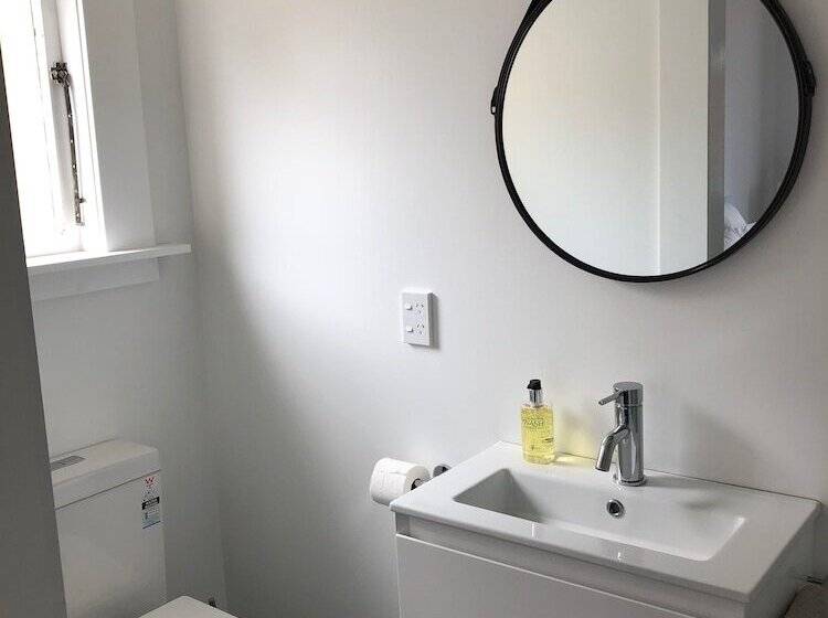 בית, חדר שינה 1, The Pear Orchard Lodge