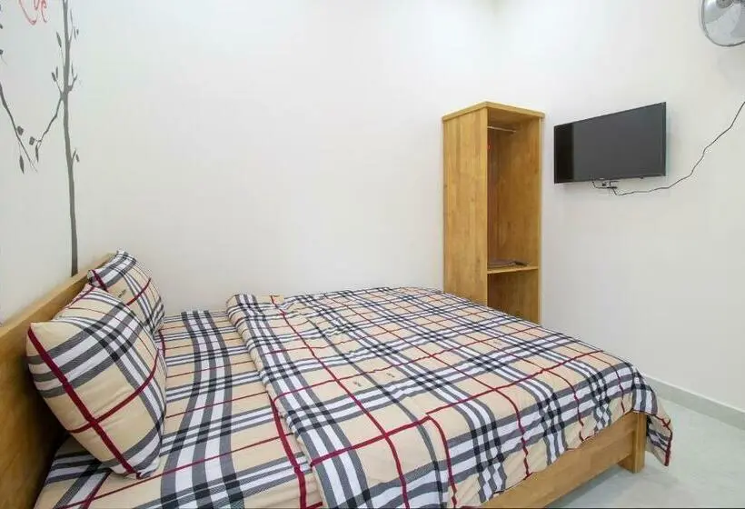 اتاق استاندارد یک نفره, Mrlee Dalat House