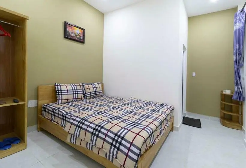 اتاق استاندارد یک نفره, Mrlee Dalat House
