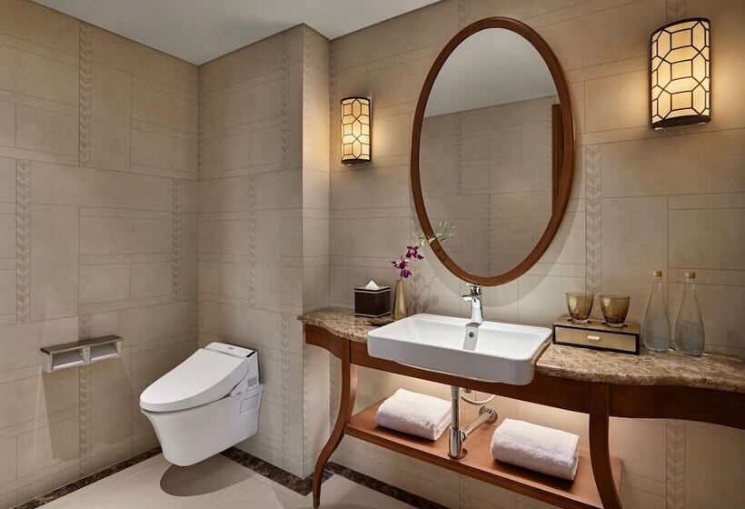 اتاق اجرایی, Grand Mercure Hanoi