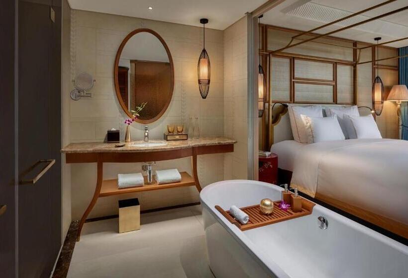 اتاق لوکس با تخت بزرگ, Grand Mercure Hanoi