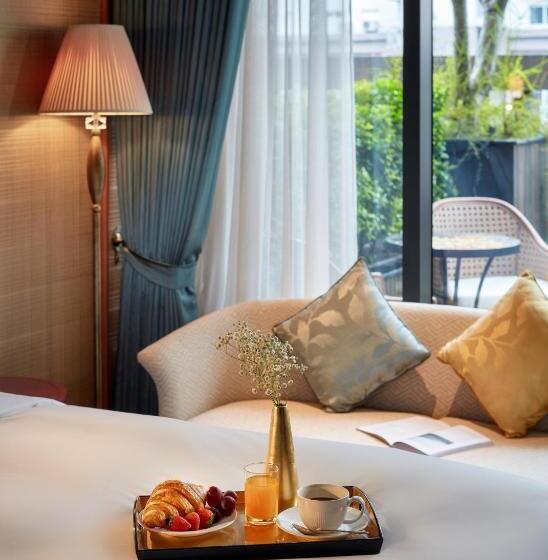 اتاق اجرایی با تخت بزرگ, Grand Mercure Hanoi