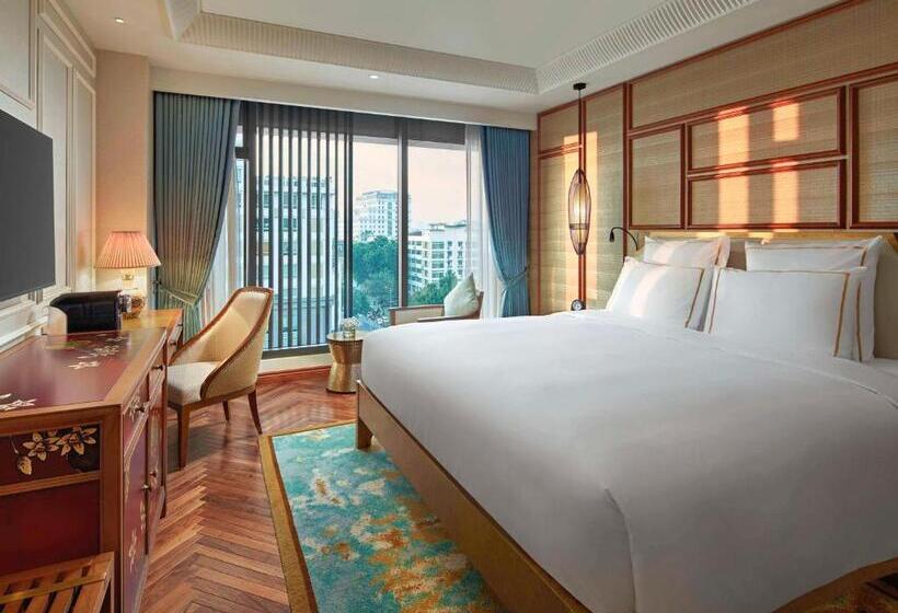 اتاق اجرایی با تخت بزرگ, Grand Mercure Hanoi