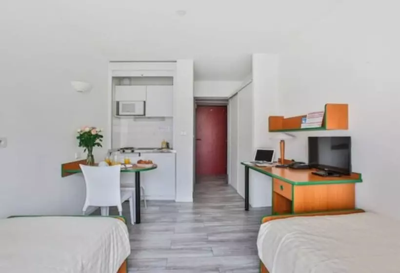 استودیوی استاندارد, Hôtel Et Résidence Les Lauréades Clermont Ferrand Centre Jaude