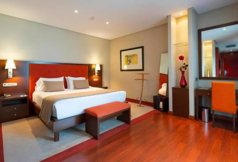 اتاق رمانتیک, Hotel Attica21 Las Rozas