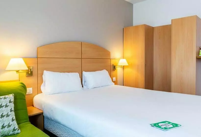 اتاق استاندارد, Travelodge Madrid Alcalá de Henares