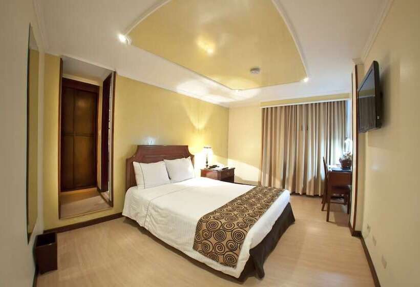 Номер Стандарт, Centro Internacional