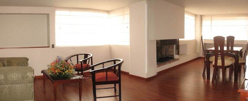 Люкс, Centro Internacional