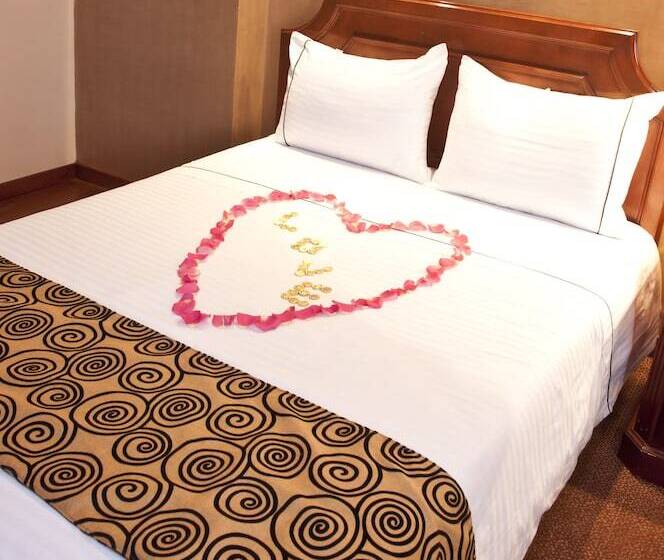 Номер Стандарт, Centro Internacional