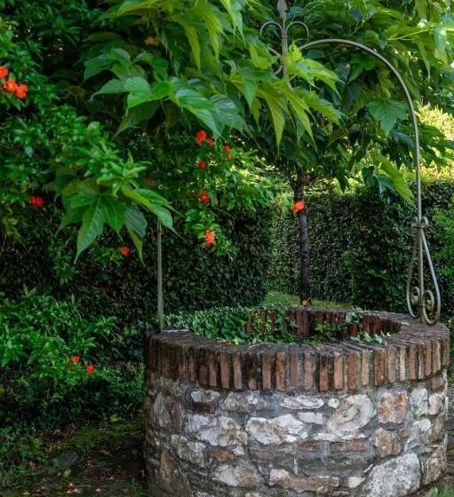 اتاق لوکس, Castello Dei Templari