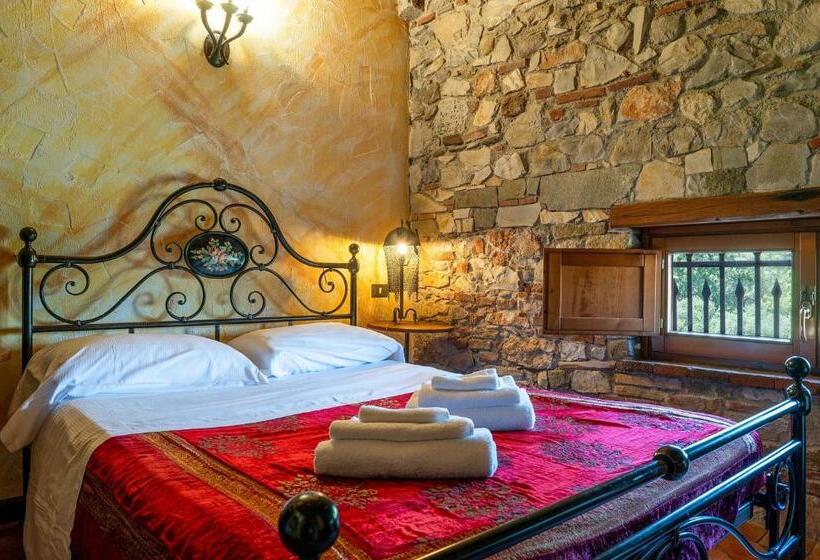 اتاق عادی, Castello Dei Templari