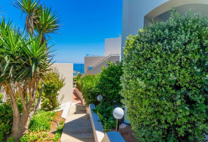 סוויטה, Castello Village Resort