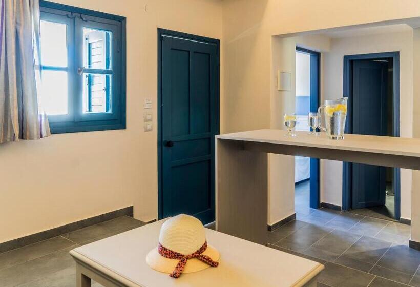 סוויטה עם ג'קוזי, נוף לים, Castello Village Resort