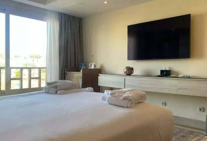 سوییت, Pickalbatros Royal Grand Sharm Adults Friendly 16 Years Plus