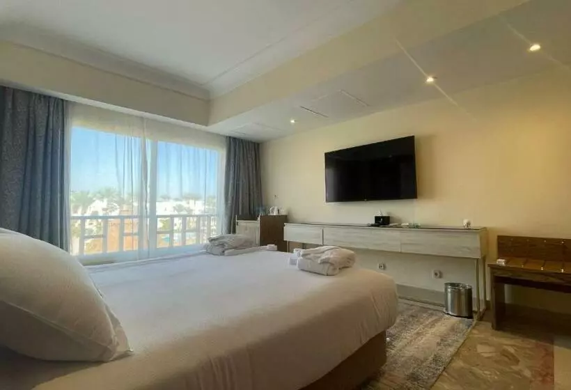 سوییت, Pickalbatros Royal Grand Sharm Adults Friendly 16 Years Plus