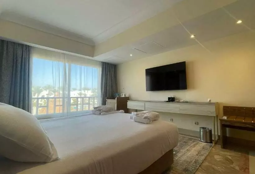 سوییت, Pickalbatros Royal Grand Sharm Adults Friendly 16 Years Plus
