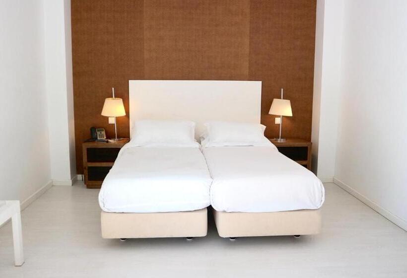 اتاق استاندارد با بالکن, Amazonia Estoril