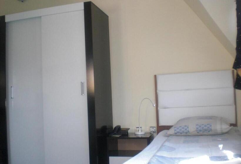 غرفة إقتصادية, Fenix Family