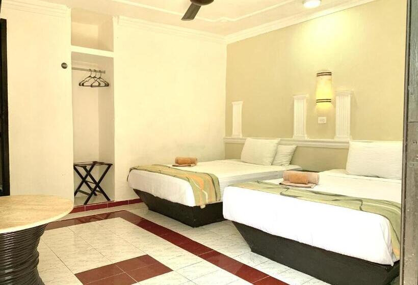 스탠다드 룸 더블 침대 2개, Eco Hotel Green River