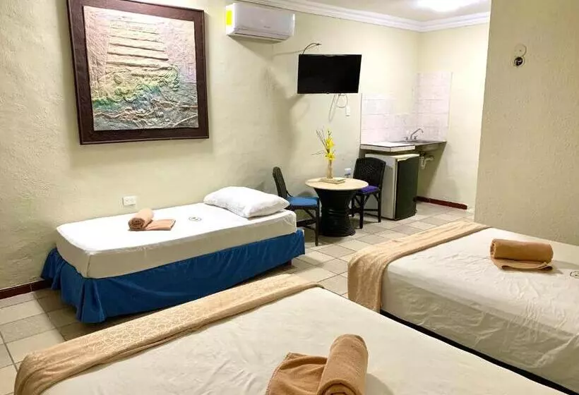 エコノミートリプルルーム, Eco Hotel Green River