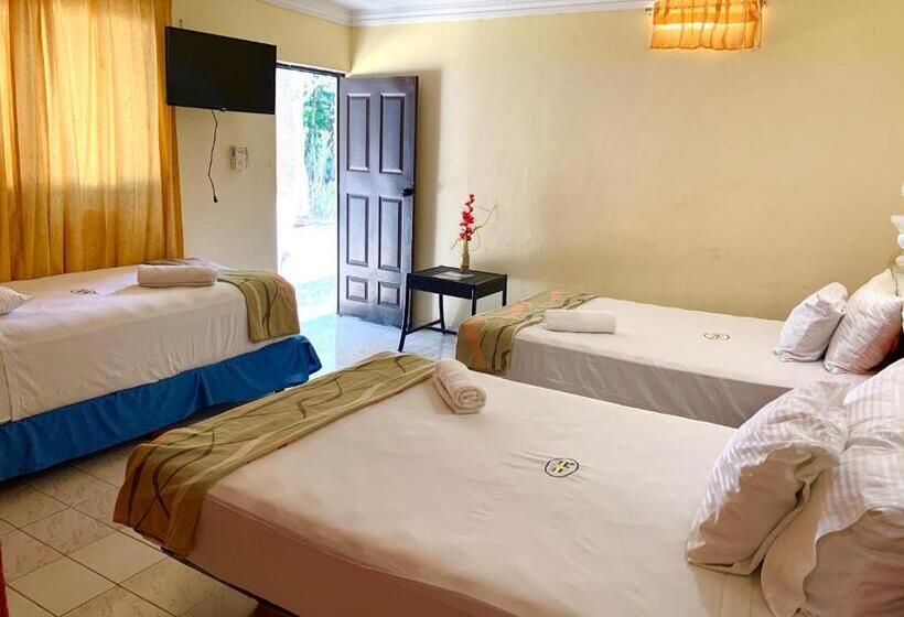 이코노미 트리플 룸, Eco Hotel Green River