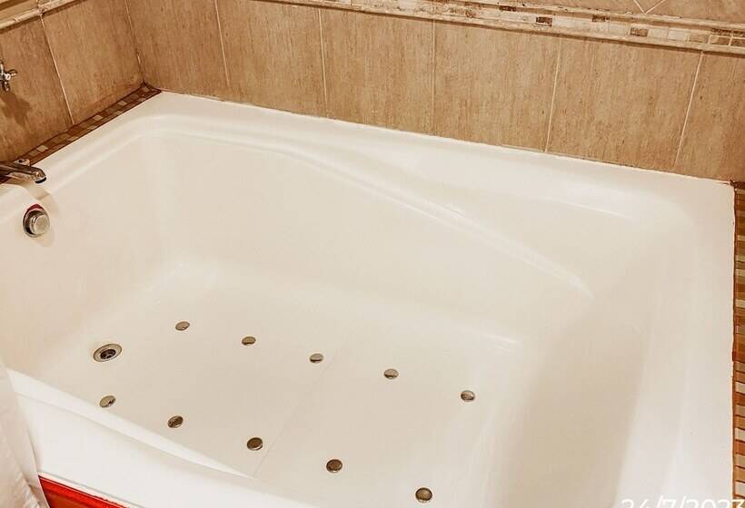 四人标准间, Hostería Lupama