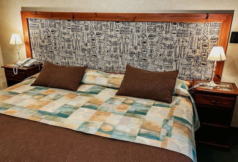 四人标准间, Hostería Lupama