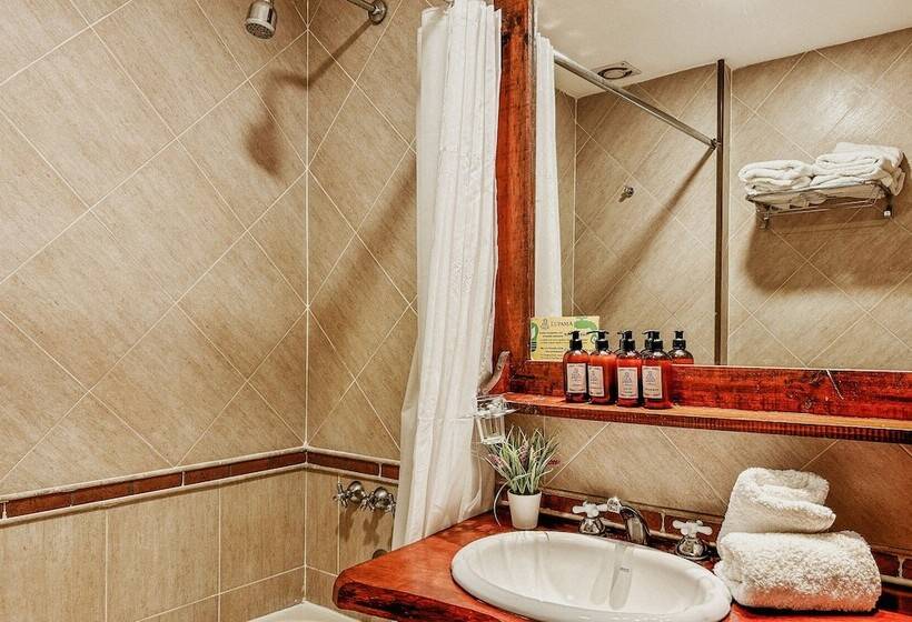 家庭间, Hostería Lupama