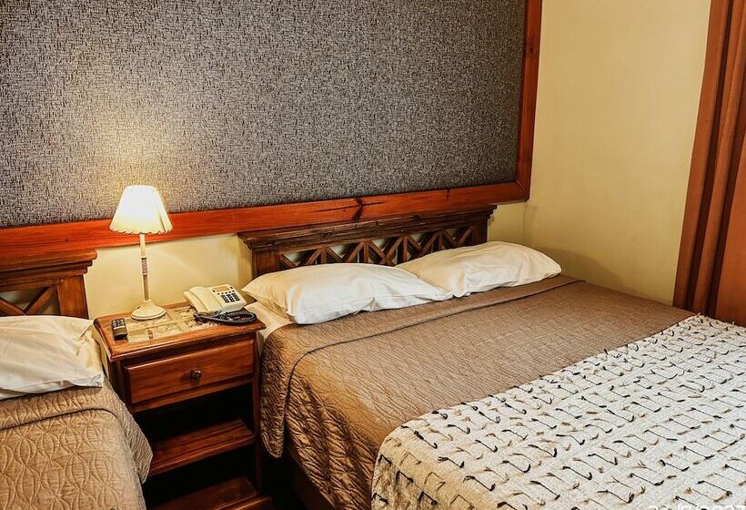 家庭间, Hostería Lupama