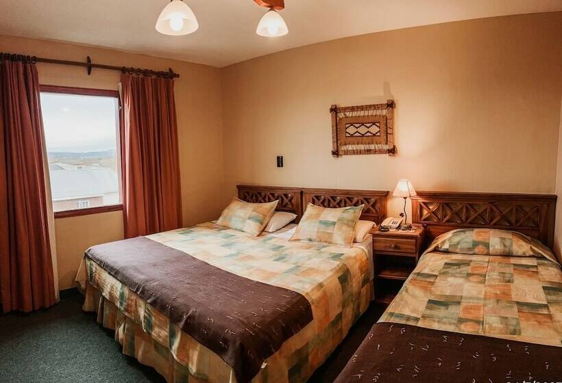 标准三人间, Hostería Lupama