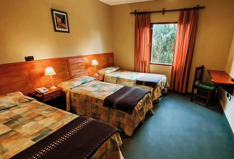 带花园景观的标准三人间, Hostería Lupama