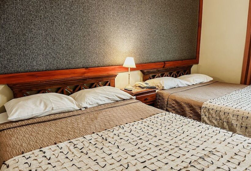 家庭间, Hostería Lupama