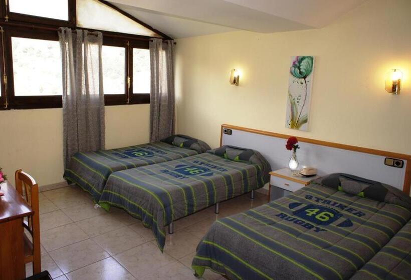 اتاق استاندارد چهار تخته, La Planada