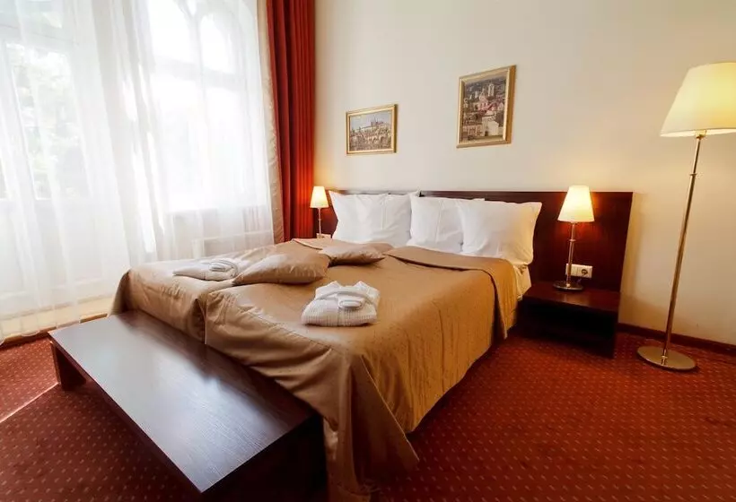 اتاق استاندارد, Monika Centrum Hotels