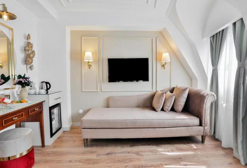 اتاق سوپریور سه تخته, Orient Express & Spa By Orka Hotels